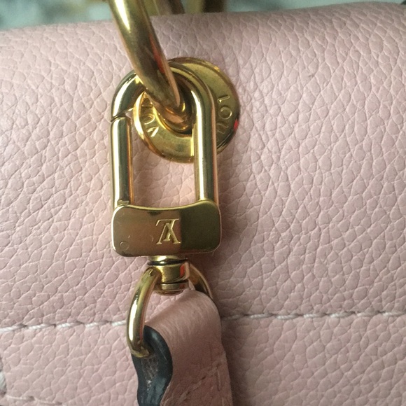 JS: Louis Vuitton Clapton Magnolia Backpack - Picture 5 of 8